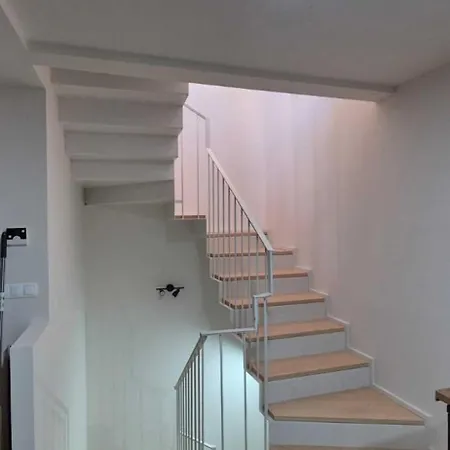 Apartment T5 En Centro *